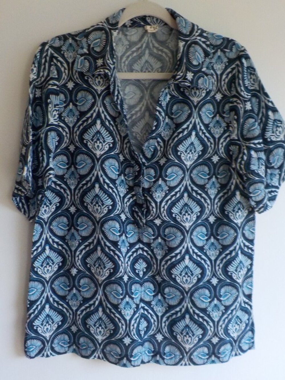 Ivy Jane Blouse Top - Small - Linen Blend Short Sleeve Blue Paisley (816)